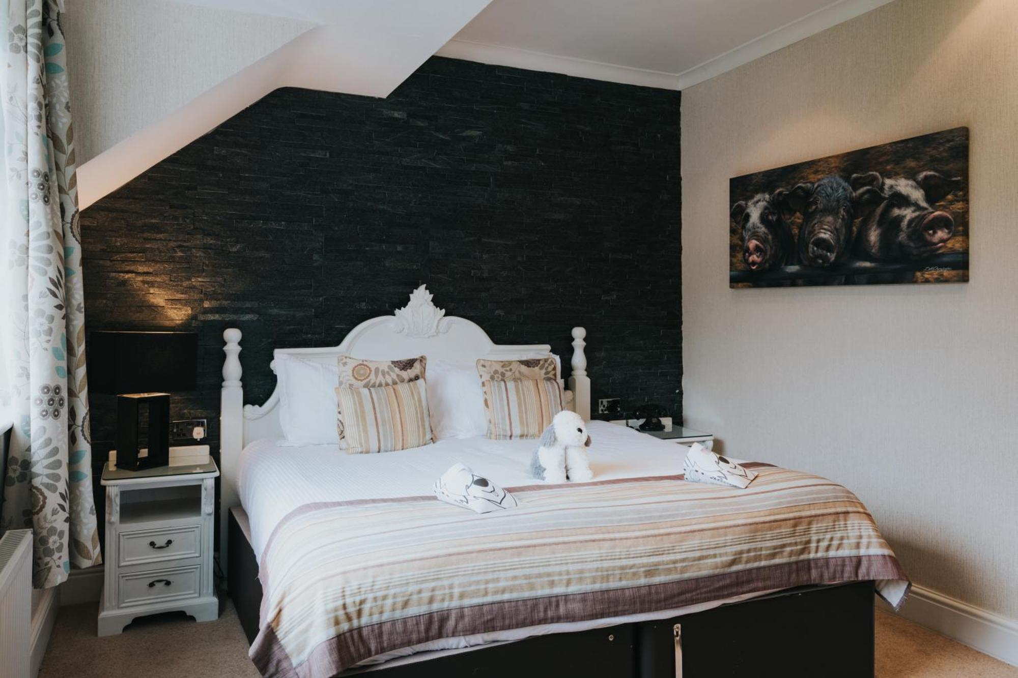 Wild Boar Estate Hotell Bowness-on-Windermere Exteriör bild