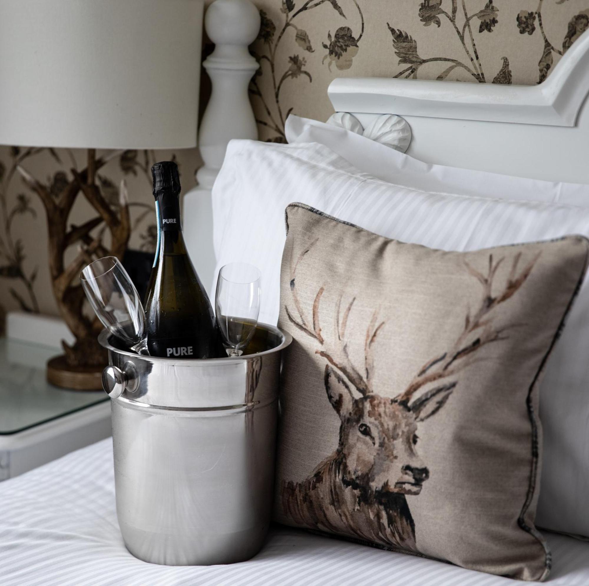 Wild Boar Estate Hotell Bowness-on-Windermere Exteriör bild