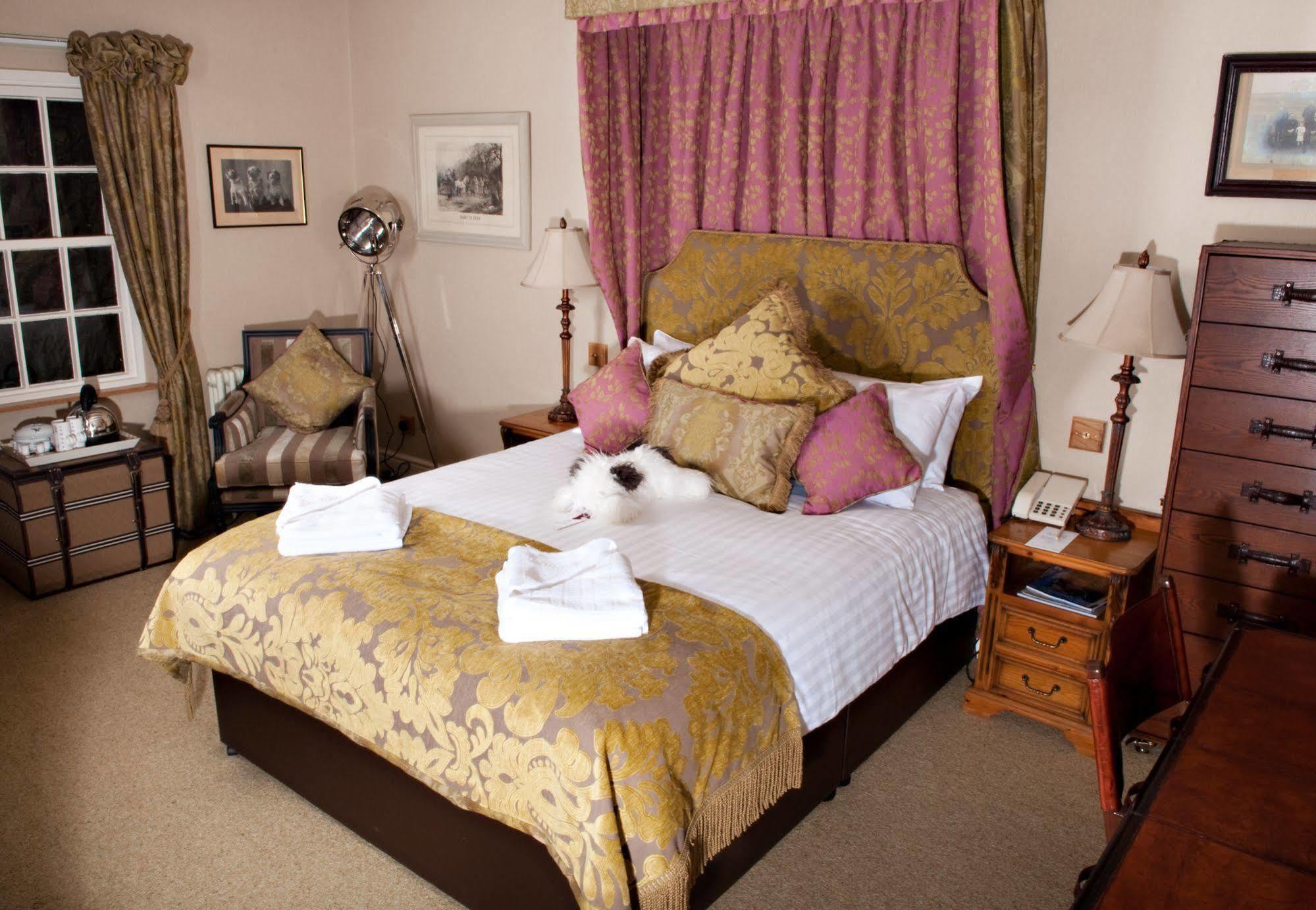 Wild Boar Estate Hotell Bowness-on-Windermere Exteriör bild